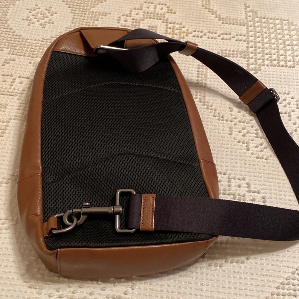 COACH cross body bag/backpackk - Picture 2 of 4